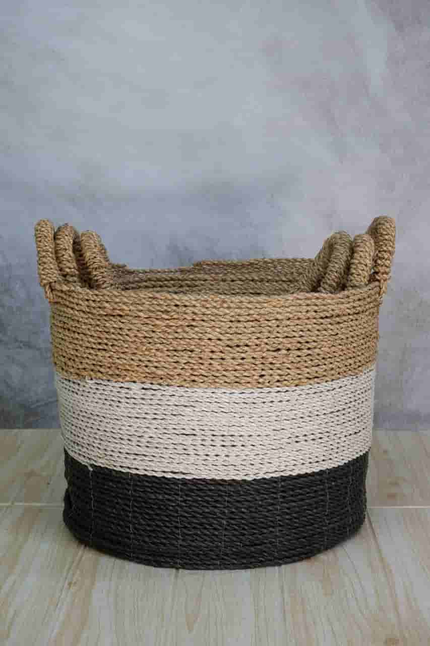 Hitam baskets